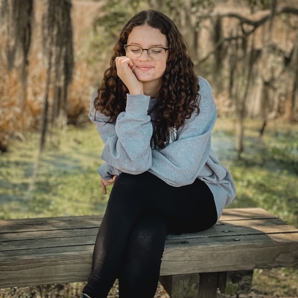 Meet your Posher, Kyra - Picture 2 of 2